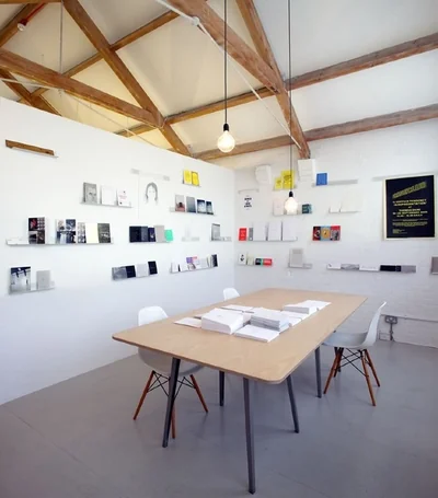 Empty room before virtual staging